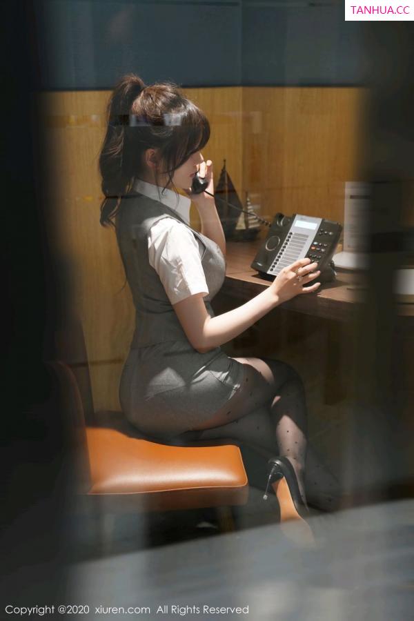 米妮  [XiuRen]高清写真图 2020.07.14 No.2326 糯美子Mini第24张图片